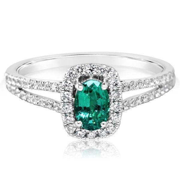 White Gold Emerald Ring Towne & Country Jewelers Westborough, MA