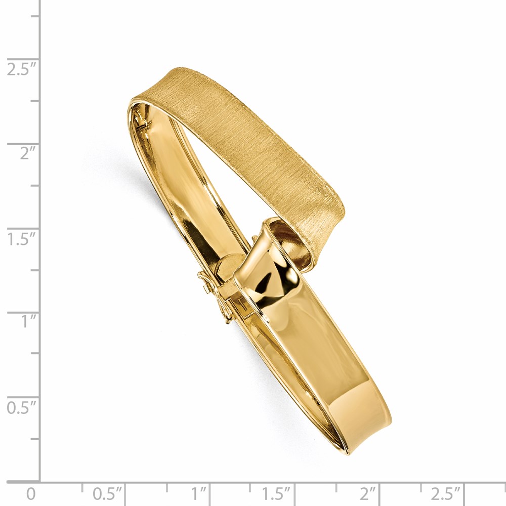 14K Yellow Gold Polished Twisted Bangle Bracelet Image 2 Johnson Jewellers Lindsay, ON