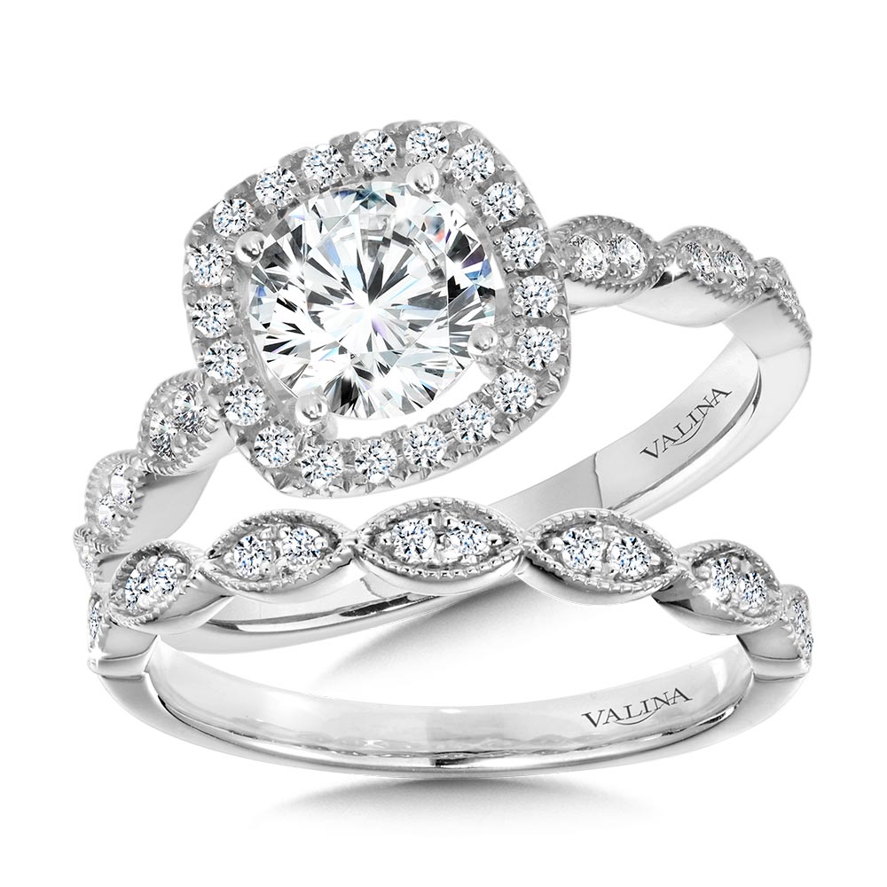 Scalloped & Milgrain-Beaded Cushion-Shaped Halo Engagement Ring Image 3 Coughlin Jewelers St. Clair, MI