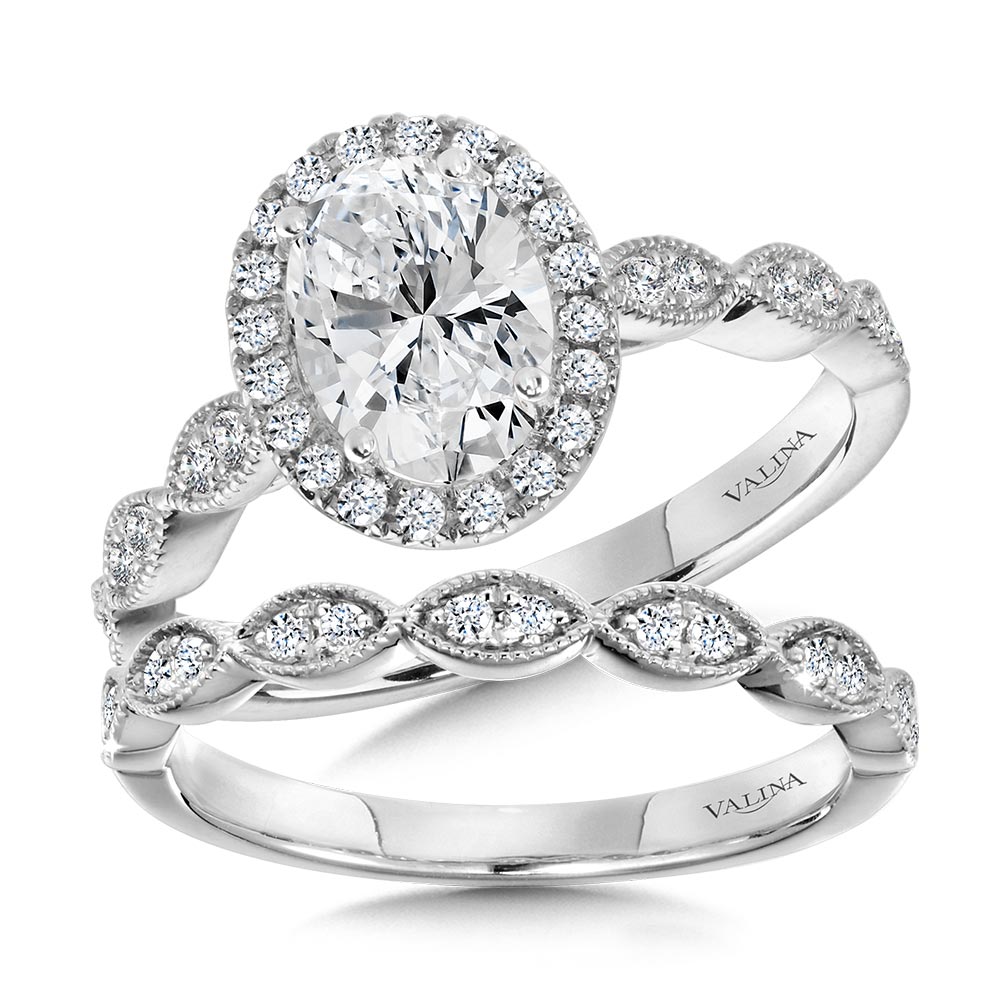 Scalloped & Milgrain-Beaded Oval Halo Engagement Ring Image 3 Gold Mine Jewelers Jackson, CA