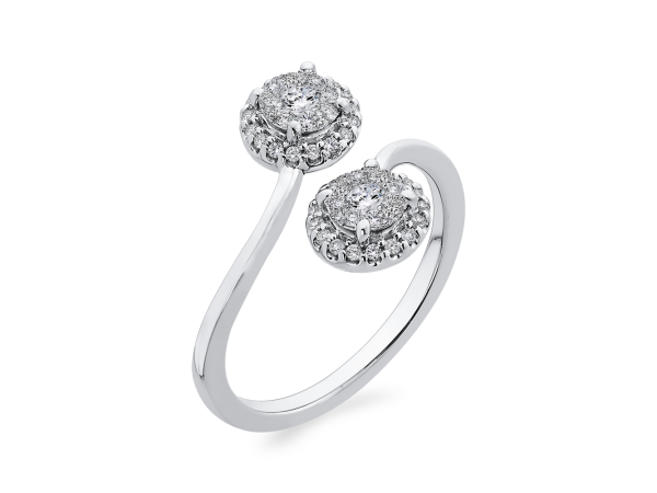Jewelry Showcase Fine At Hart Jewelers In Grants P Oregon Diamond Fashion Ring By Luminous